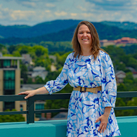 Notary Public in Marshall, North Carolina 28753, Kristen Hove