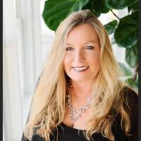 Notary Public in Glen St Mary, Florida 32040, Tammie Valdes