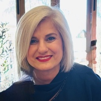 Notary Public in Calabasas, California 91302, JOSEPHINE MINAS