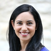 Notary Public in Dallas, Texas 75205, Lourdes Reynolds