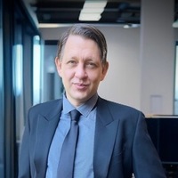 Notary Public in Los angeles, California 90049, Royce Edgar