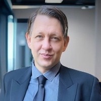 Notary Public in Los angeles, California 90049, Royce Edgar