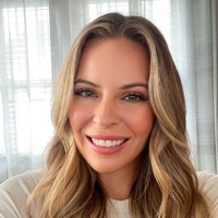 Notary Public in Tampa, Florida 33604, Dara Link