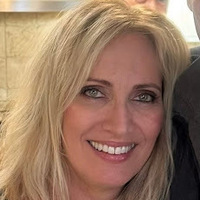 Notary Public in Laguna Beach, California 92651, Julie Coccas