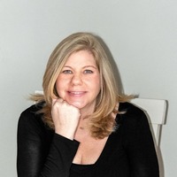 Notary Public in Troutman, North Carolina 28166, Terri Ann Utter