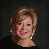 Notary Public in Warren, Michigan 48093, Vicki LaVerdiere