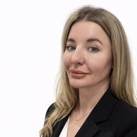 Notary Public in Valencia, California 91355, Nataliia Jensen