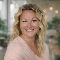 Notary Public in Minnetonka, Minnesota 55345, Erica Heeren