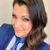 Notary Public in Modesto, California 95358, Trina Renfroe-Hendricks