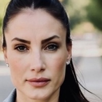 Notary Public in Santa Ana, California 92704, Julie Wells