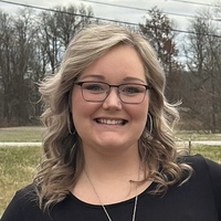 Notary Public in Brandenburg, Kentucky 40108, Holly Bibelhauser