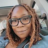 Notary Public in Chicago, Illinois 60644, Candice Hughes 