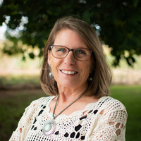 Notary Public in Meridian, Idaho 83642, Linda Ellis