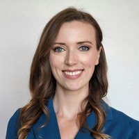 Notary Public in San Diego, California 92117, Tanya Saul