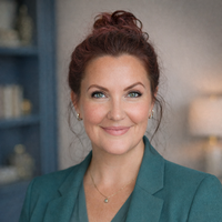 Notary Public in Navarre , Florida 32566, Shantell  Cole