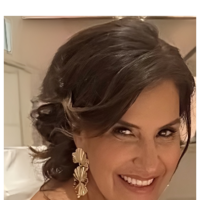 Notary Public in Newport Beach, California 92663, Christene Caravia-Gemici