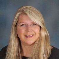 Notary Public in Overland Park, Kansas 66210, Monica Strathman