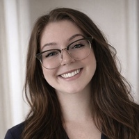 Notary Public in St.petersburg, Florida 33714, Christina Nicholl