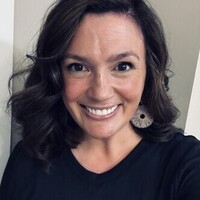 Notary Public in Woodbury, Minnesota 55129, Krista Kneeland-Pearson