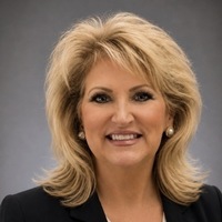 Notary Public in Florence, Alabama 35630, Holly Carbine Bridges