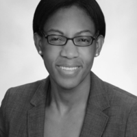 Notary Public in Kirkland , Washington 98034, Elizabeth Mugowodzeri 