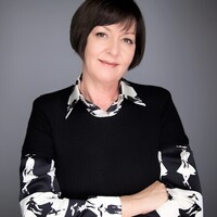 Notary Public in Los Angeles, California 91601, Nina Kolesnik