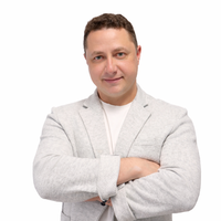 Notary Public in Encino, California 91436, Artem Taran