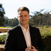 Notary Public in Woodland Hills, California 91367, Cory Travaglini