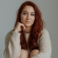 Notary Public in Everett, Washington 98203, Christina Bus