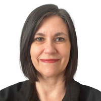 Notary Public in Portland, Oregon 97229, Heidi Bay