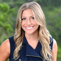 Notary Public in Austin, Texas 78735, Sophia Crandall