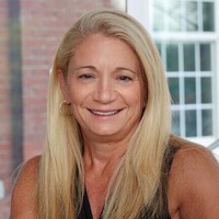 Notary Public in Pelham, New Hampshire 03076, Joan Brackett