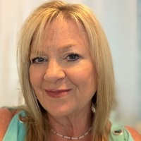 Notary Public in Venice, Florida 34293, Marsha Cole