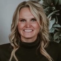 Notary Public in Morris, Illinois 60450, Jessica Searls