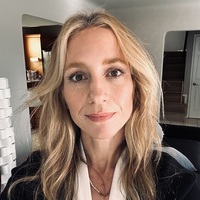 Notary Public in Alameda, California 94501, Brenna  Hall