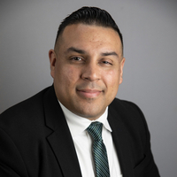 Notary Public in Lakewood, California 90712, Cesar Bravo