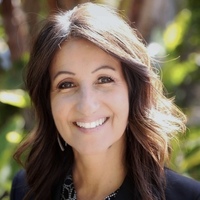 Notary Public in Irvine, California 92612, Michelle O'Campo