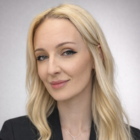 Notary Public in Phoenix, Arizona 85019, Paula Miller