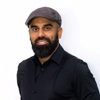 Notary Public in Monrovia, California 91016, Umar Babar