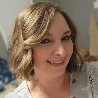 Notary Public in Waterford Township, Michigan 48329, Emily Pratt