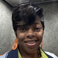 Notary Public in Mansfield , Texas 76063, Schenecia Thompson