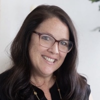 Notary Public in Saint Petersburg , Florida 33702, Christie Traina