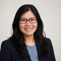 Notary Public in Mercer Island, Washington 98040, Que Nguyen
