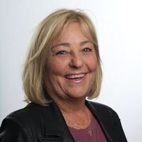 Notary Public in Pensacola, Florida 32505, Julie Danna