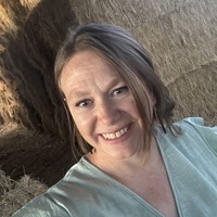 Notary Public in REDMOND , Oregon 97756, Courtney  Riding