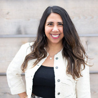 Notary Public in Carlsbad, California 92008, Romina Rossel
