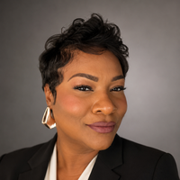 Notary Public in Portage, Indiana 46368, Shelbi Everett