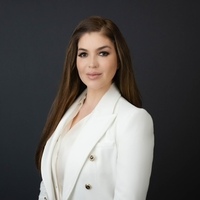 Notary Public in Lake Elsinore, California 92530, Auri Vega