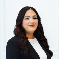 Notary Public in Dallas, Texas 75219, Neslie Hernandez