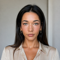 Notary Public in AUSTIN, Texas 78702, sierra barton